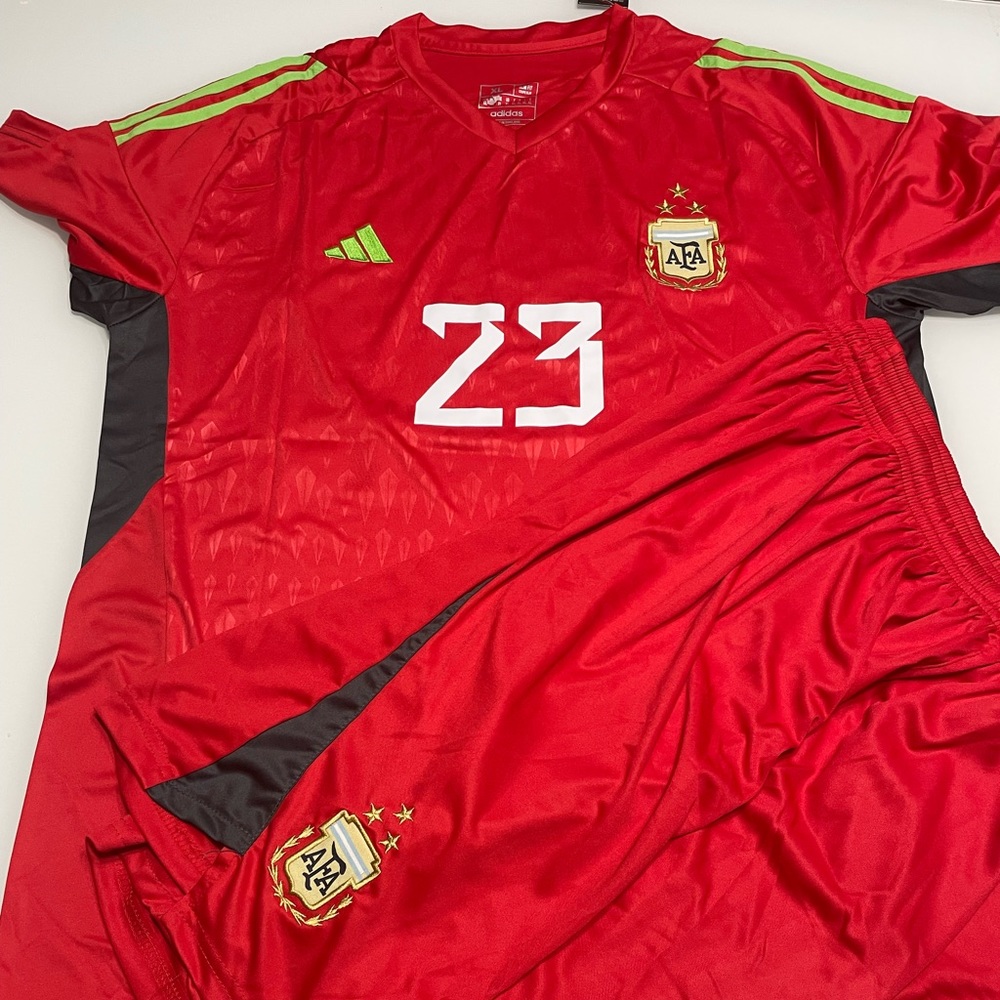 Argentina set 2 pcs Adults “Dibu Martinez “champions